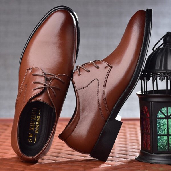 Black Shoes With Pointed Toe For Men - Image 3