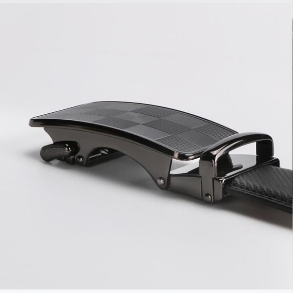Fashionable Belt Trends For Every Outfit - Image 6