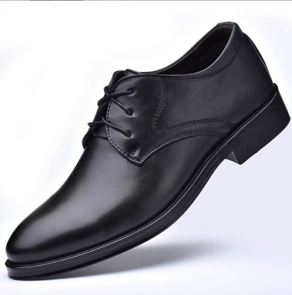 Black Shoes With Pointed Toe For Men - Image 4